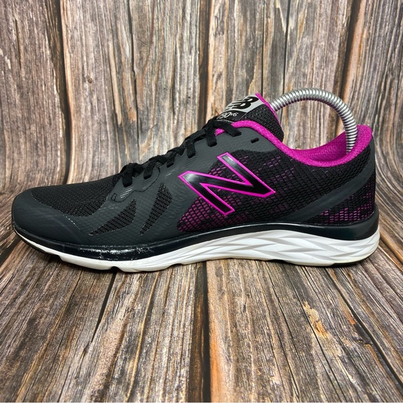 New Balance 790 V6 (W790LF6) Black/Pink Running Shoes Sneakers Women’s Size 10 - Picture 5 of 16